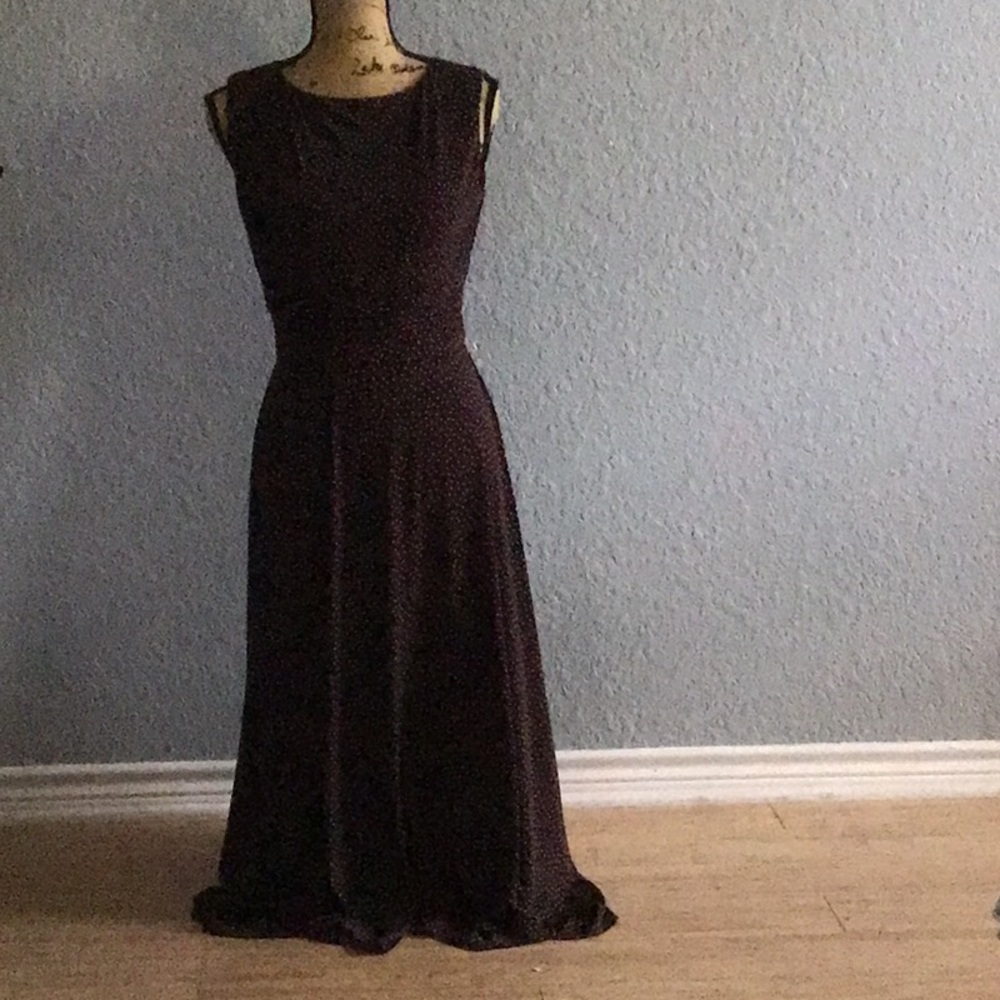 Elegant Jessica Howard Brown and White Polka Dot Sleeveless Dress